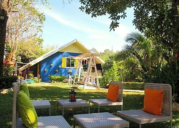 Rimthan Color โรงแรม สวนผึ้ง